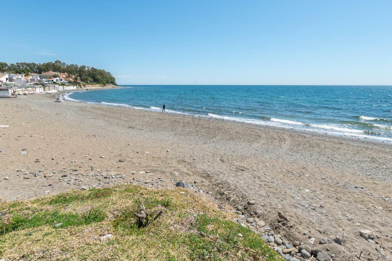 Playa Del Angel Beach By Dahlia Group * Estepona